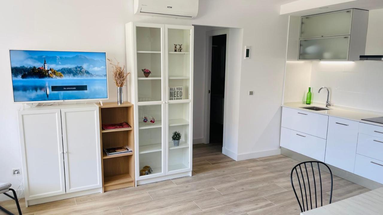 Delux Apartament סאלו מראה חיצוני תמונה