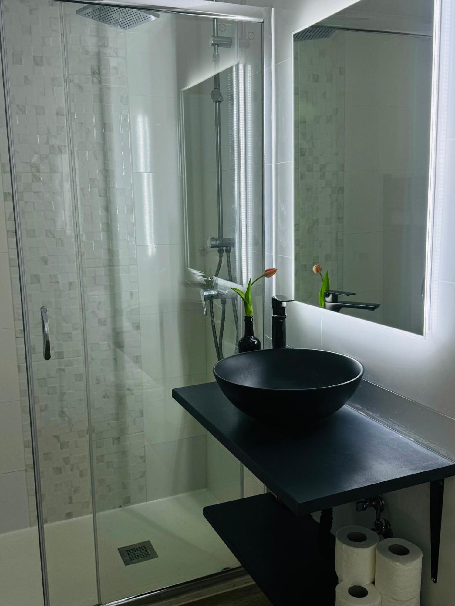 Delux Apartament סאלו מראה חיצוני תמונה